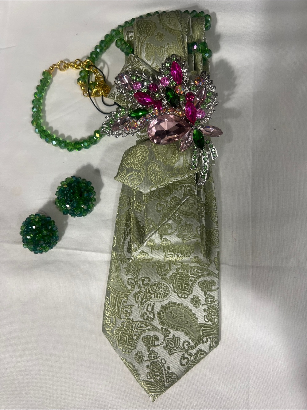 Elegant Multicolor Crystal Floral  Necktie Necklace with Green Beaded GlassChain